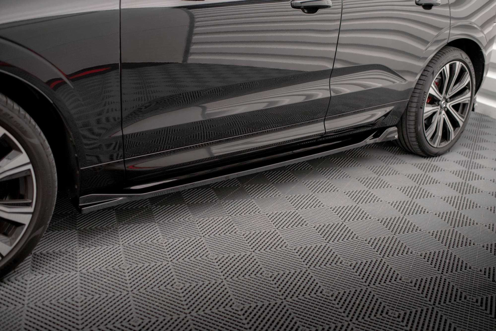 Maxton Side Skirts - Volvo XC60 Mk2 Facelift [2021-]