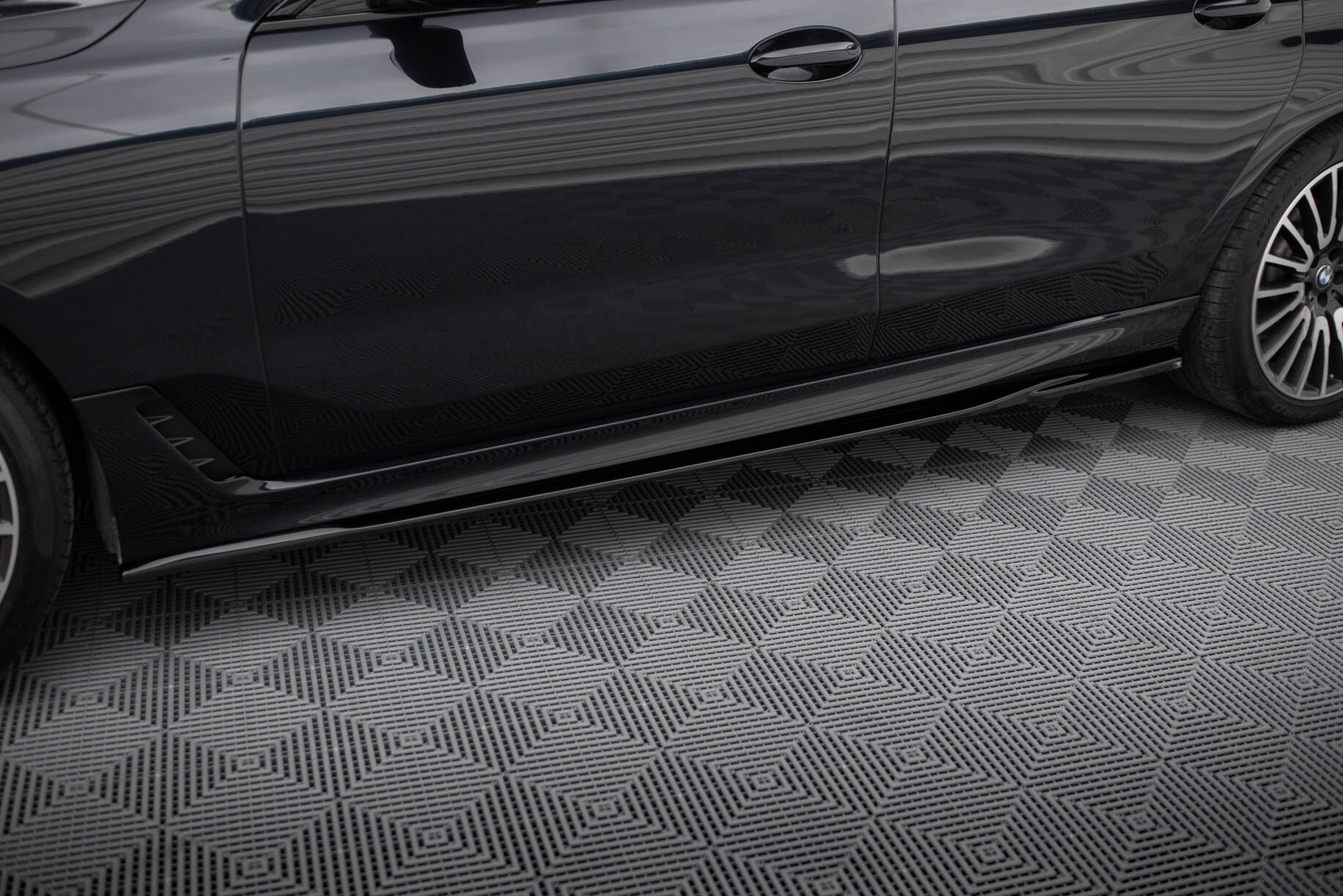 Maxton Side Skirts - BMW Seria 6 GT G32