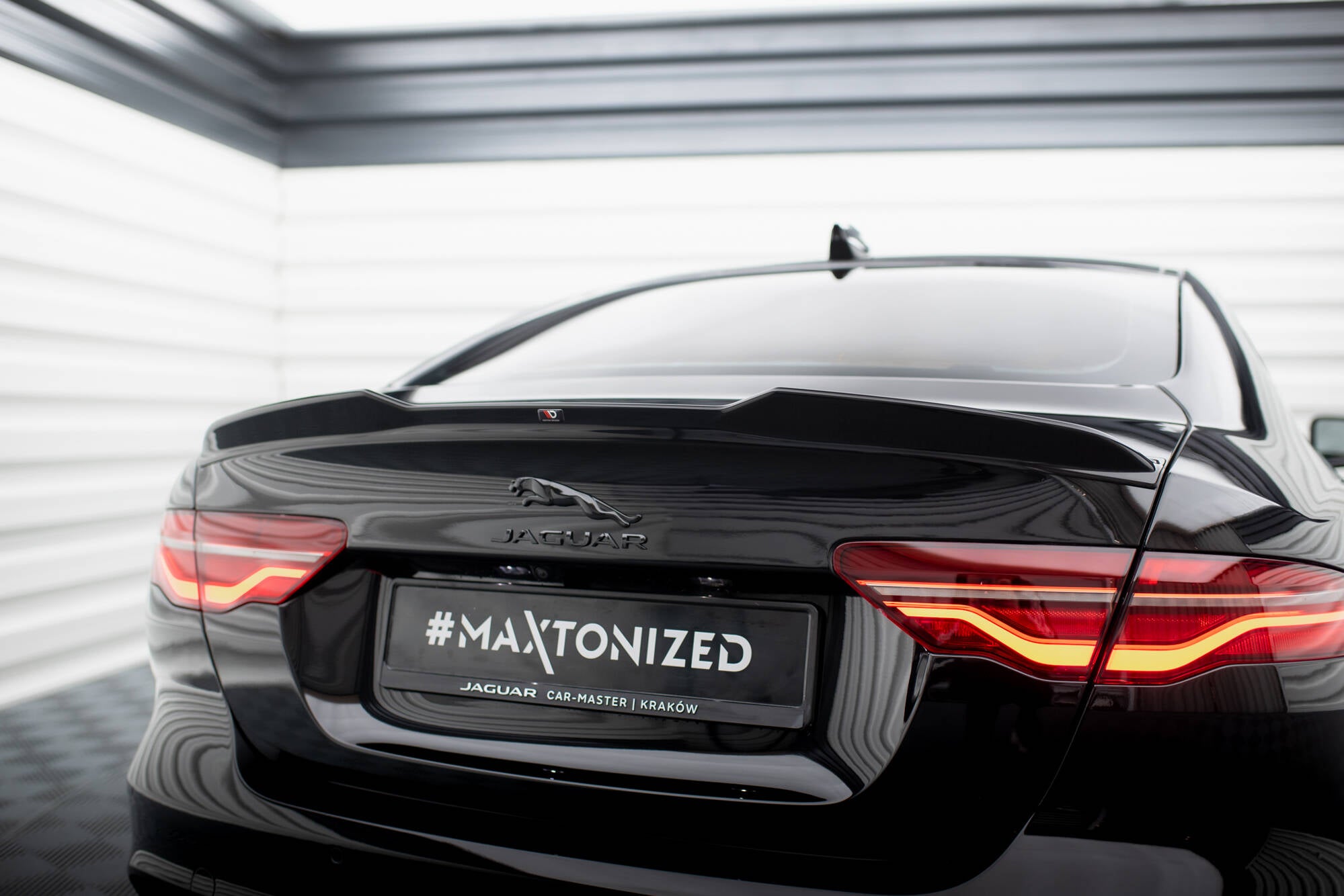 Maxton Spoiler - Jaguar XF Mk2 [2015-2020]