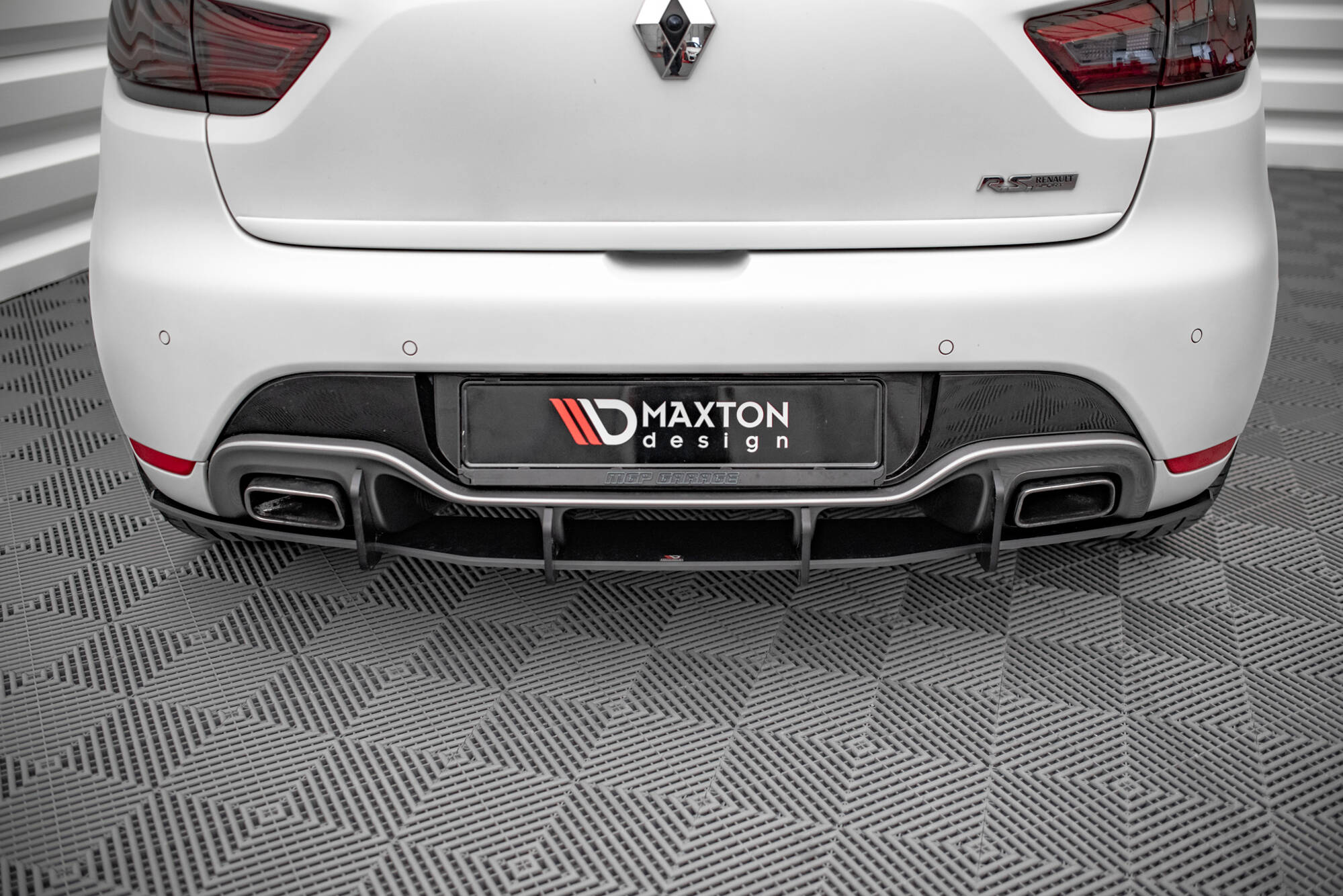 Maxton Diffuser - Renault Clio RS Mk4