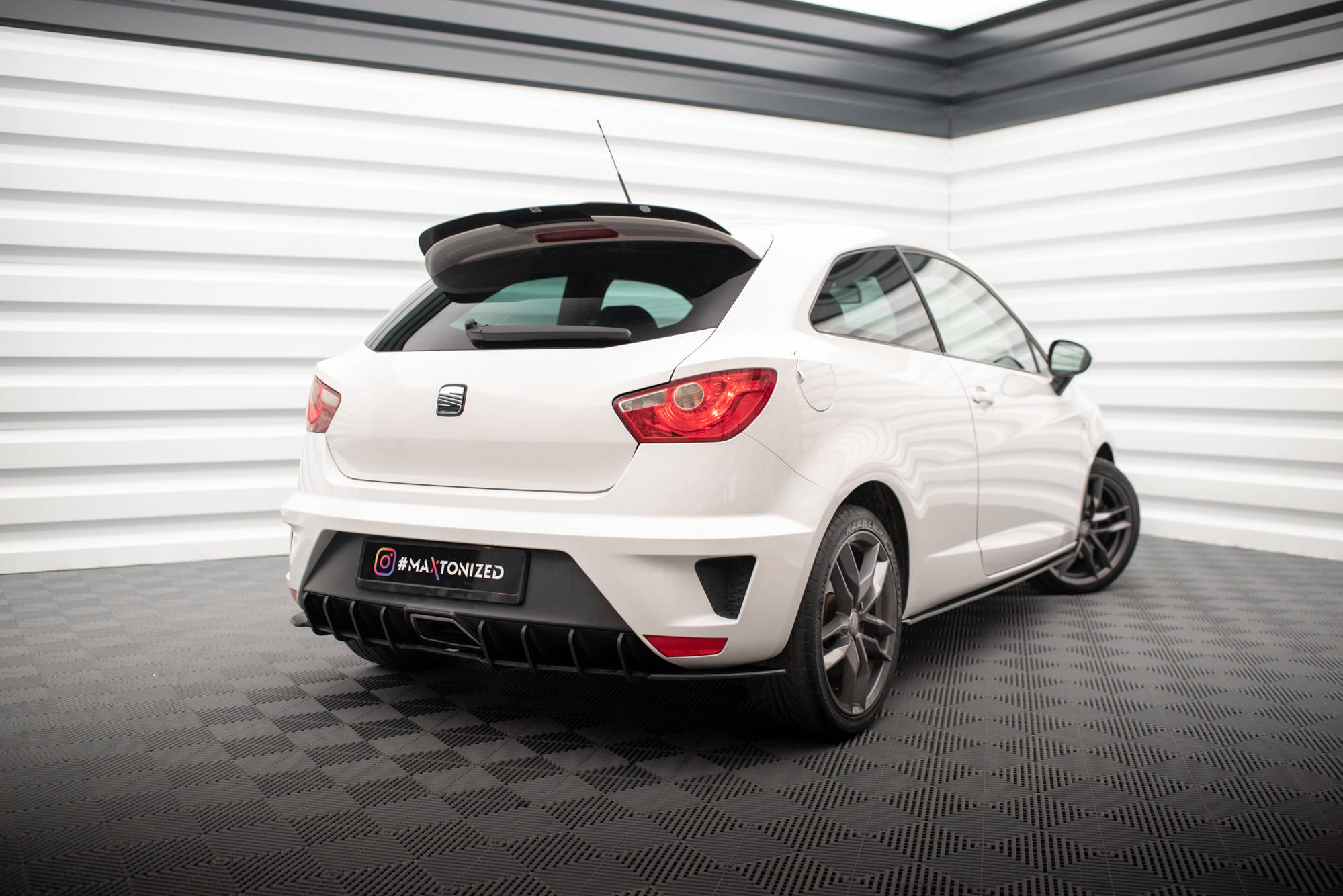 Maxton Diffuser - Seat Ibiza Mk4