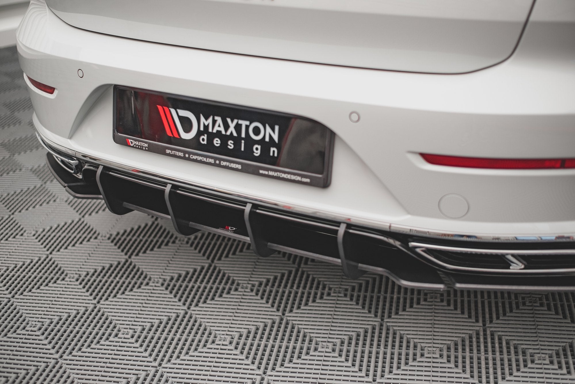 Maxton Diffuser - Volkswagen Arteon R-Line Facelift