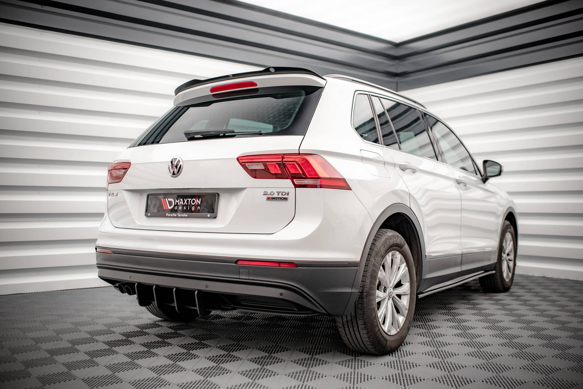 Maxton Diffuser - Volkswagen Tiguan MK2 Standard